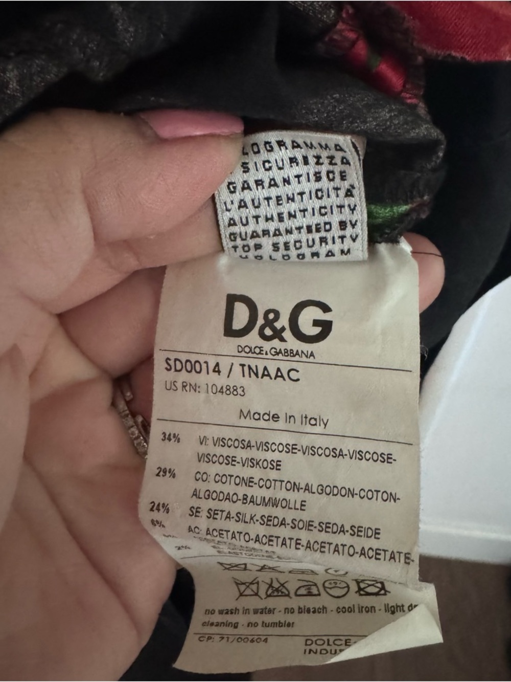 Only Under 40 Dolce & Gabbana Black Cocktail Dress with Pink Floral Print 40 - Picture 8 of 10